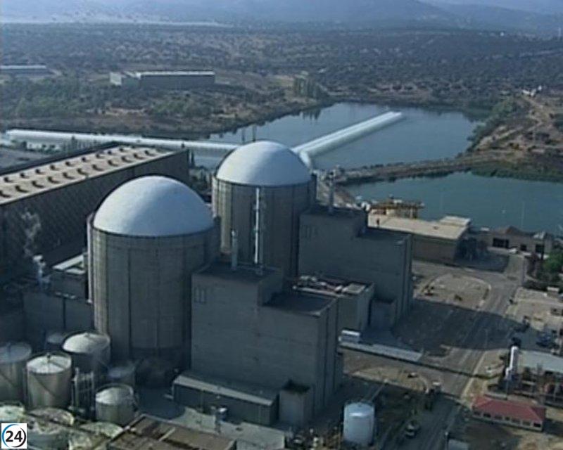 Iberdrola, Endesa y Naturgy ofrecen al Gobierno extender la operación de la planta nuclear de Almaraz.