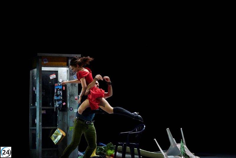 Teatro Real fusiona 'El mandarín maravilloso' y 'El castillo de Barbazul', transformando un cuento infantil en una obra llena de matices.