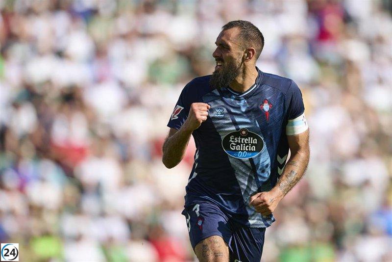 El Celta sigue de cerca el enfrentamiento entre Mallorca y Levante desde Pamplona.