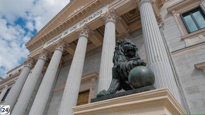 El Congreso rinde homenaje a las últimas víctimas del régimen franquista en el Día de las Víctimas de la dictadura.
