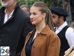 La Princesa Leonor deslumbra con un look denim y chaqueta de ante en su visita al Pueblo Ejemplar.