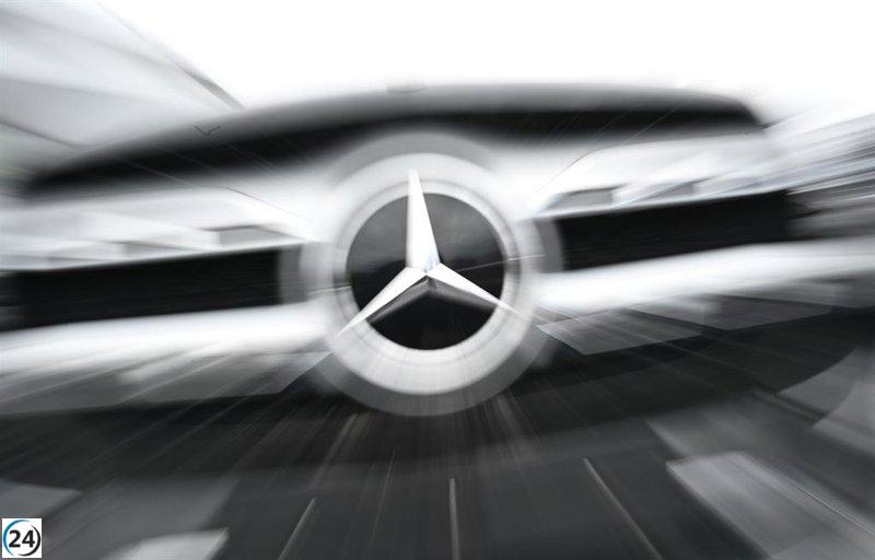 Mercedes-Benz reduce su beneficio en más de la mitad hasta septiembre, pero sigue apostando por sus metas para 2025.