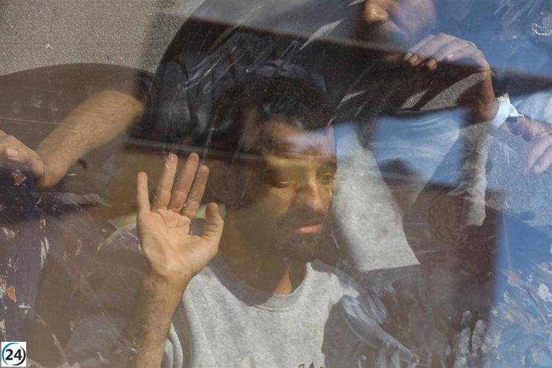 Hamás condena la restricción israelí a las visitas de la Cruz Roja a prisioneros palestinos.