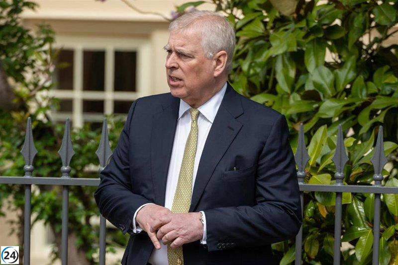 Príncipe Andrés pierde sus títulos y se ve forzado a abandonar Windsor por las acusaciones de su relación con Epstein.