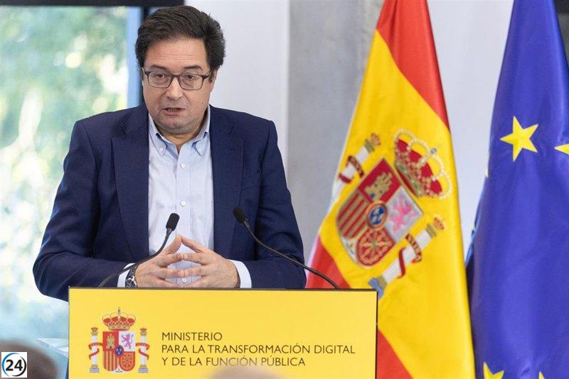 Funcionarios verán un aumento salarial del 2,5% en 2024 y del 1,5% en 2026, según el nuevo Real Decreto del BOE.