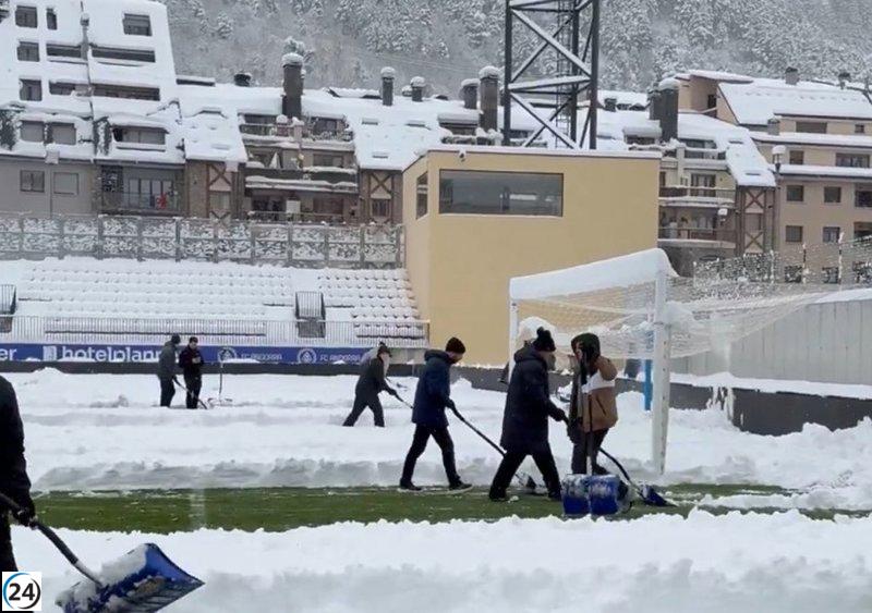 LaLiga pide postergar el partido Andorra-Cultural Leonesa por fuerte nevada.