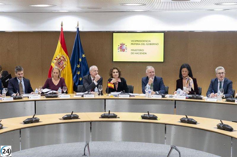 Montero asegura a las CCAA que unirse al nuevo modelo de financiación será opcional.