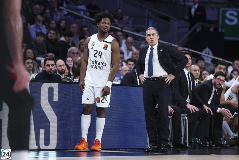 El Real Madrid sufre una amarga caída en París tras un flojo desempeño.