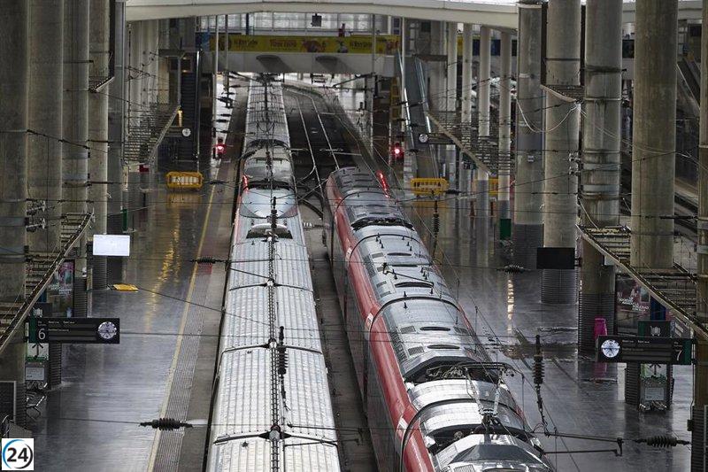 CGT prosigue la huelga ferroviaria al calificar de 