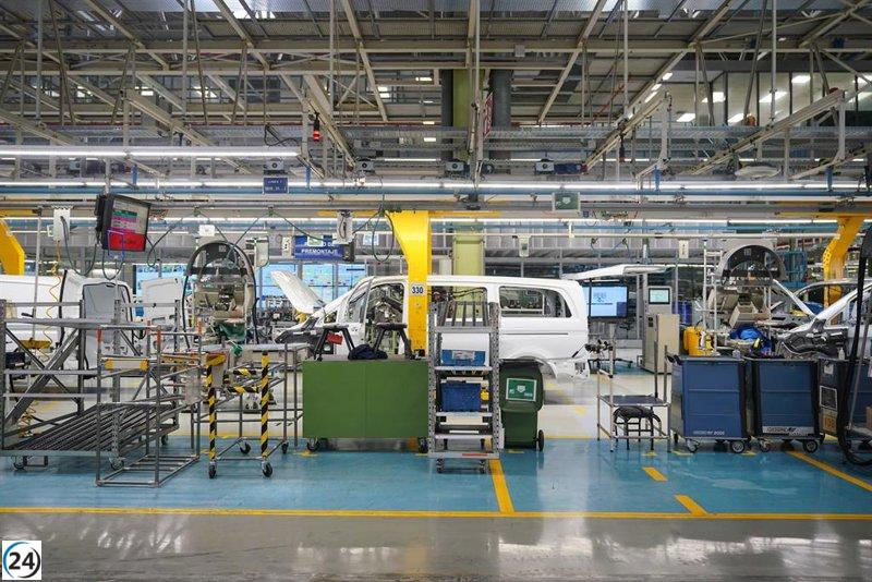 Mercedes Vitoria suma 600 empleados temporales para el tercer turno de verano.