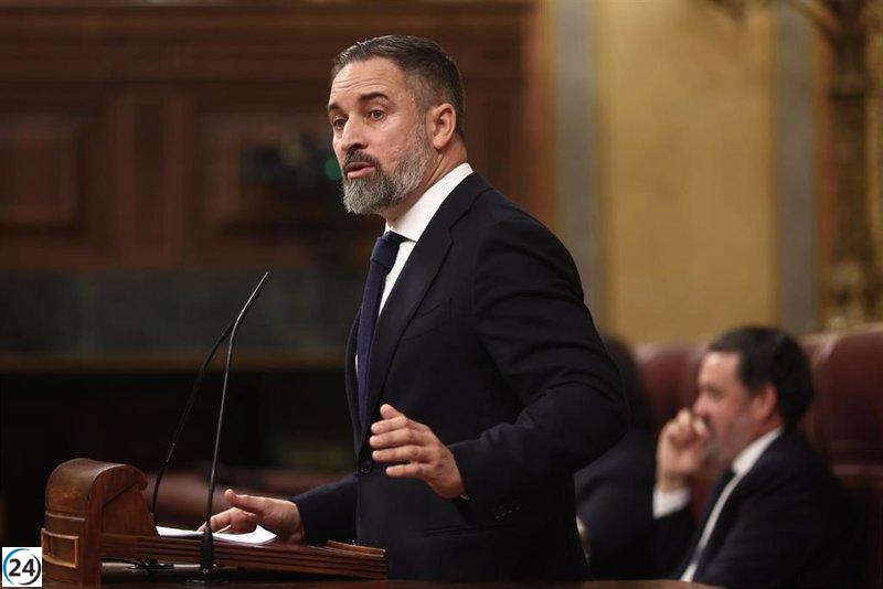Abascal sugiere la posibilidad de nuevas elecciones en Extremadura y plantea pedir la salida de Guardiola.
