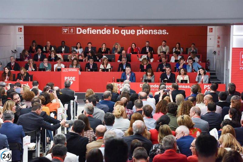 El PSOE defiende la eliminación de símbolos franquistas de las calles en su plataforma electoral para las elecciones municipales del 28 de mayo.