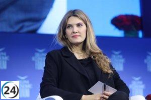 Eva Kaili, en libertad vigilada con brazalete electrónico por decisión judicial en Bélgica.
