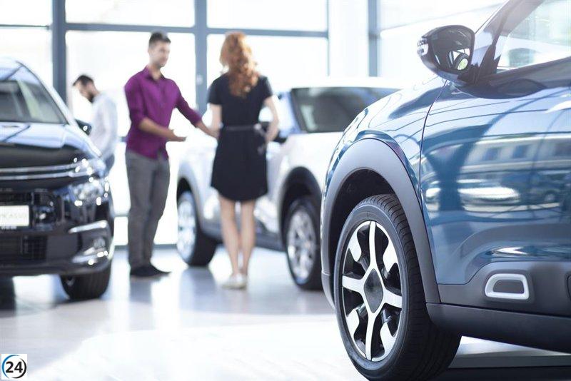 El precio de los coches de segunda mano en España cae un 2,7% quedando en 19.143 euros.