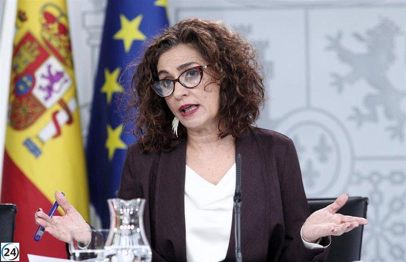 Montero dice que carta a Ferrovial no fue para 