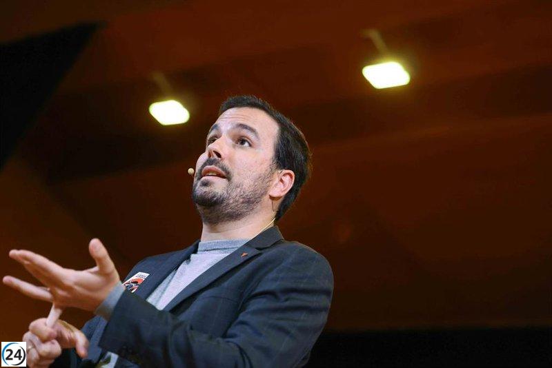 Garzón acusa al PP de impugnar la ciencia al criticar a Bruselas por supuesto partidismo en Doñana.