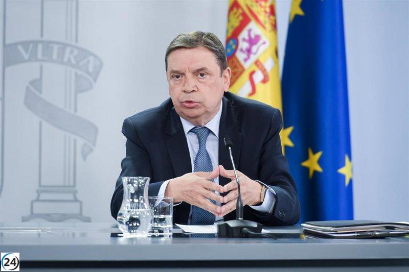 Bruselas niega implicación del hijo de Planas en caso Doñana tras acusaciones de la Junta.