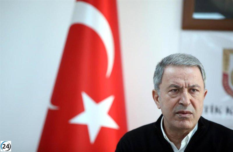 Turquía denuncia disparos contra avión de evacuación ciudadana en Sudán.