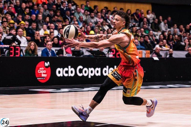 Lenovo Tenerife sigue en racha y Valencia gana a Obradoiro en partido crucial.