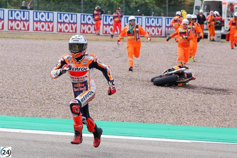 Márquez se retira de Assen debido a dolor intenso.