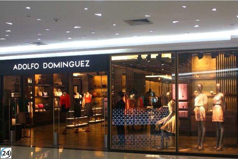 Adolfo Domínguez impulsa plan de incentivos para impulsar ventas.