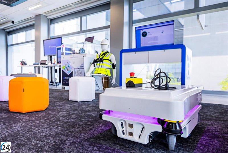 El centro de pruebas de tecnologías de Telefónica, conocido como 'LaCabina', ha atraído a 1.000 empresas en ocho meses.