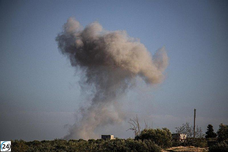 Rusia ataca y destruye cuartel del antiguo Frente al Nusra en Idlib, Siria.