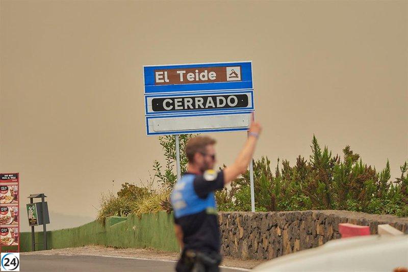 Ordenan evacuar el Parador Nacional de El Teide por precaución.