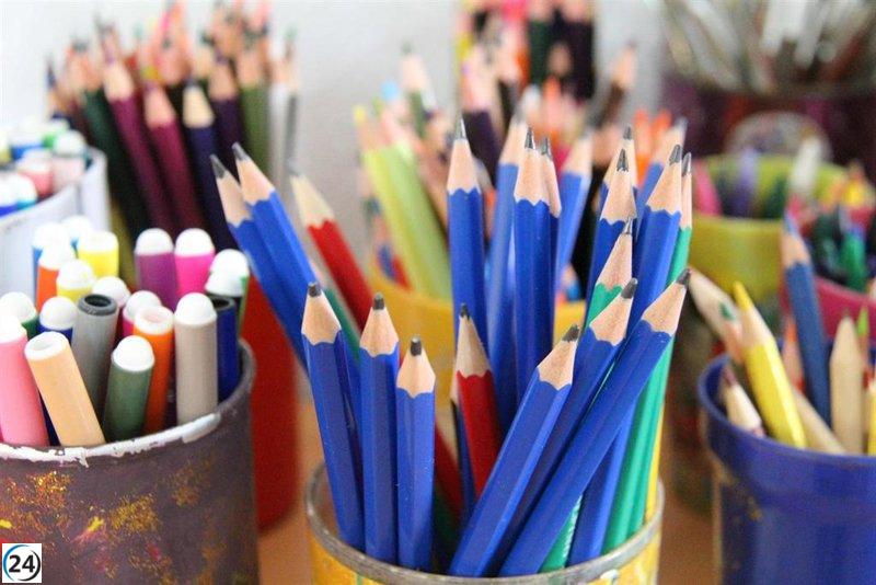 FACUA aconseja comparar precios y evitar compras impulsivas para el nuevo curso escolar