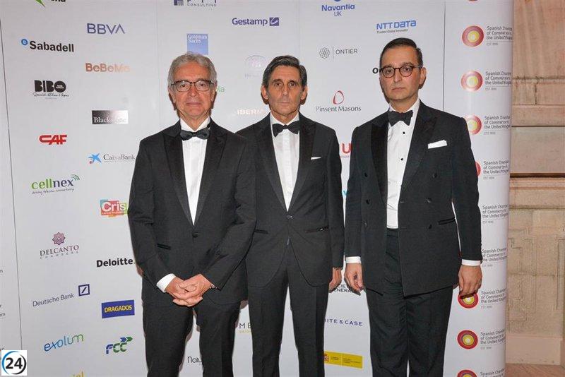 Álvarez-Pallete alaba la inversión millonaria de Telefónica en Reino Unido