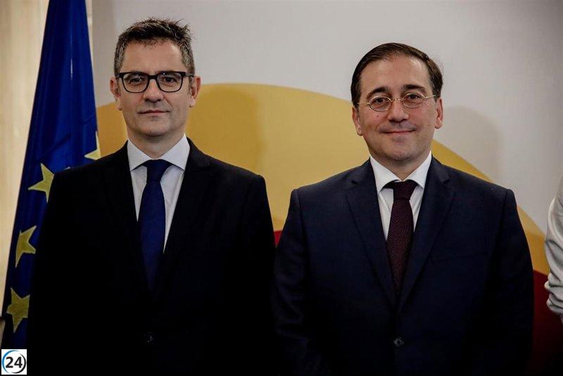 El Gobierno niega rotundamente la reunión de Albares y Bolaños con Puigdemont: