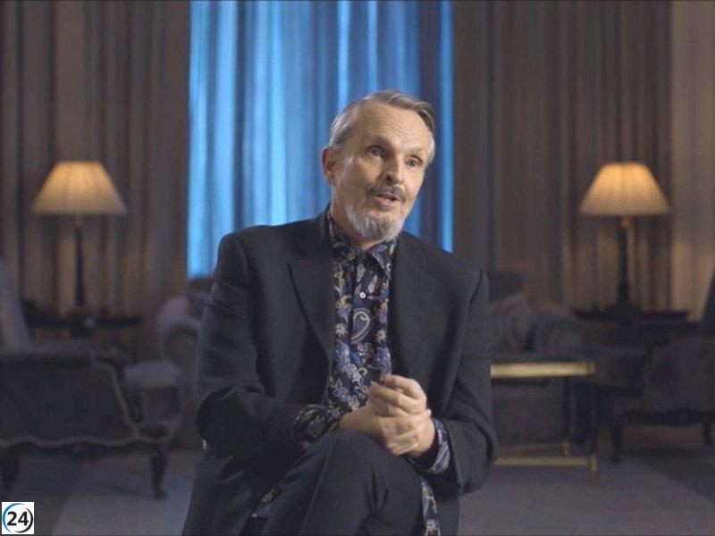 Miguel Bosé revela el nombre de su primer amor, compartiendo un emotivo momento de su vida