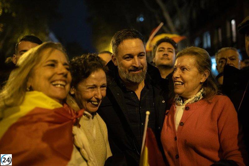 Vox se une a las protestas contra la amnistía convocadas por el PP y convoca a manifestarse frente a Ferraz.