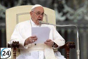 El Papa Francisco insta a la construcción de la paz mediante el desarme total utilizando métodos pacíficos.