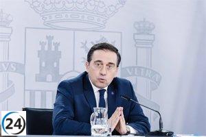 Albares confirma la salida de los primeros españoles de Gaza y espera una evacuación completa hoy.