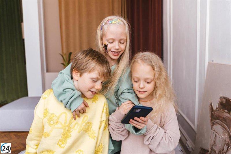 La falta de conocimiento de los niños sobre el uso responsable de internet preocupa al 75% de los padres.