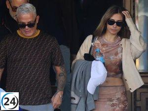 Alejandro Sanz reaparece en España junto a una misteriosa mujer tras su declaración de rebeldía
