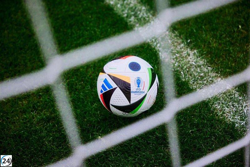 La EURO 2024 incorporará tecnología VAR para ayudar a los árbitros con el balón.