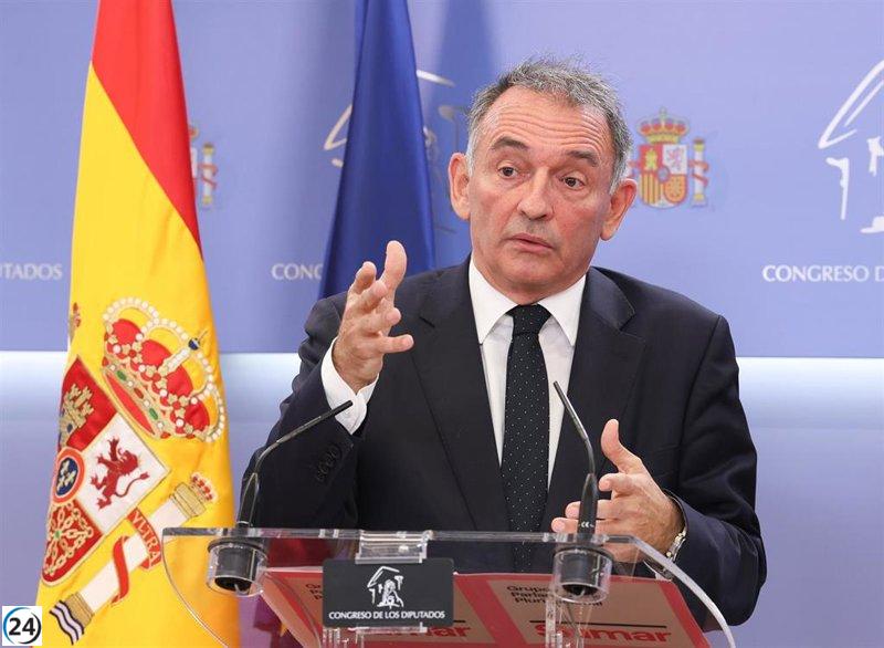 Enrique Santiago considera que la convocatoria inmediata de la Asamblea Federal de IU para sustituir a Garzón no es una prioridad