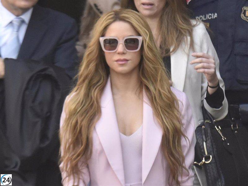 Shakira llega a un acuerdo con la Fiscalía: multa millonaria y condena de prisión a tres años.