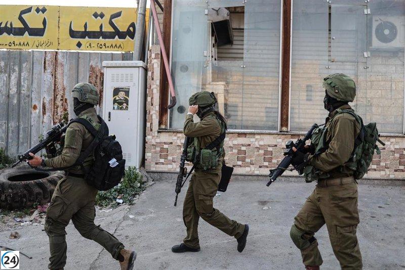 Autoridades israelíes arrestan a otros 56 palestinos en Cisjordania