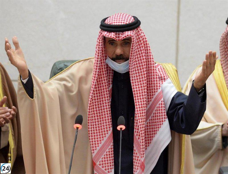 El emir de Kuwait es internado de manera urgente en el hospital
