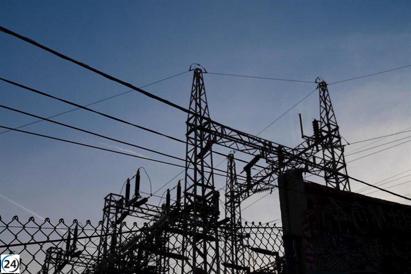 La electricidad baja de precio un 1,37% el domingo, alcanzando los 79,92 euros/MWh.