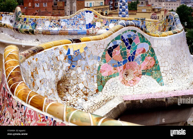 Los mosaicos del Parque Güell de Gaudí en Barcelona