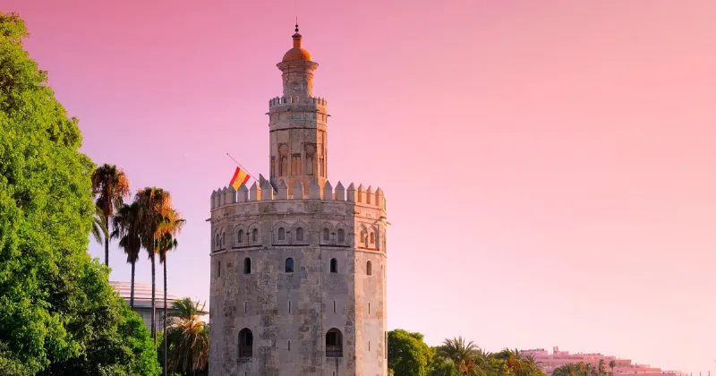 La Torre del Oro de Sevilla: una fortaleza árabe del siglo XIII